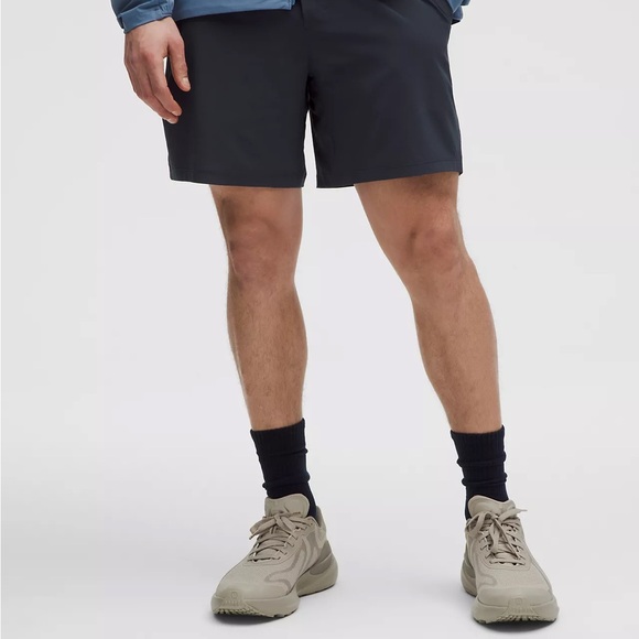 Lululemon NWT Pace Breaker 5” Linerless Shorts - Picture 4 of 6